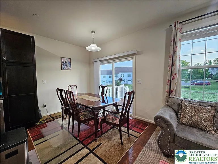 4613 Woodbrush Way — Photo 10