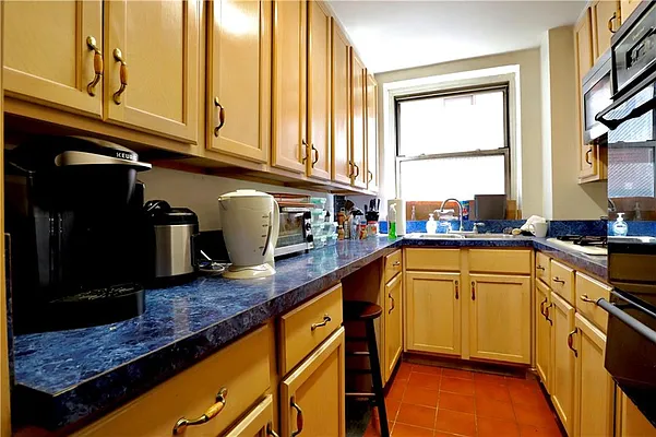 Sold by Remax Edge | media 16