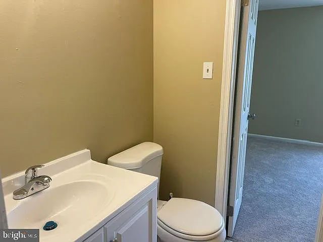 13 Chatham Ct — Photo 14