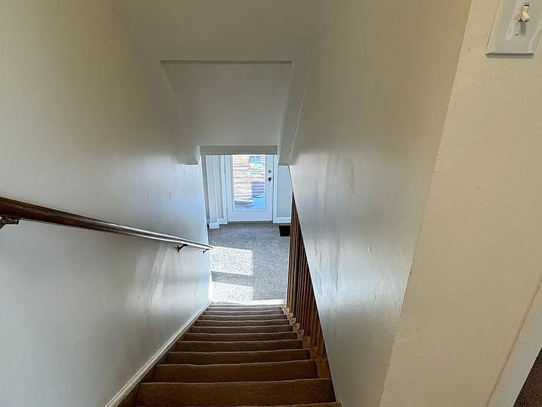2325 Johnstown — Photo 19