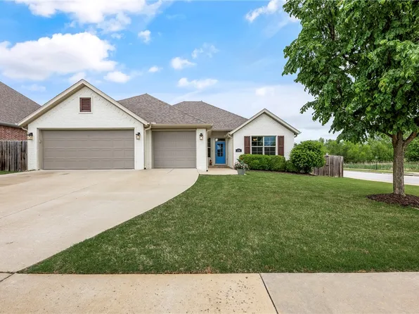 374 N Drywood Creek Dr, Fayetteville, AR 72704