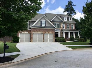 6504 Blue Water Dr, Buford, GA 30518