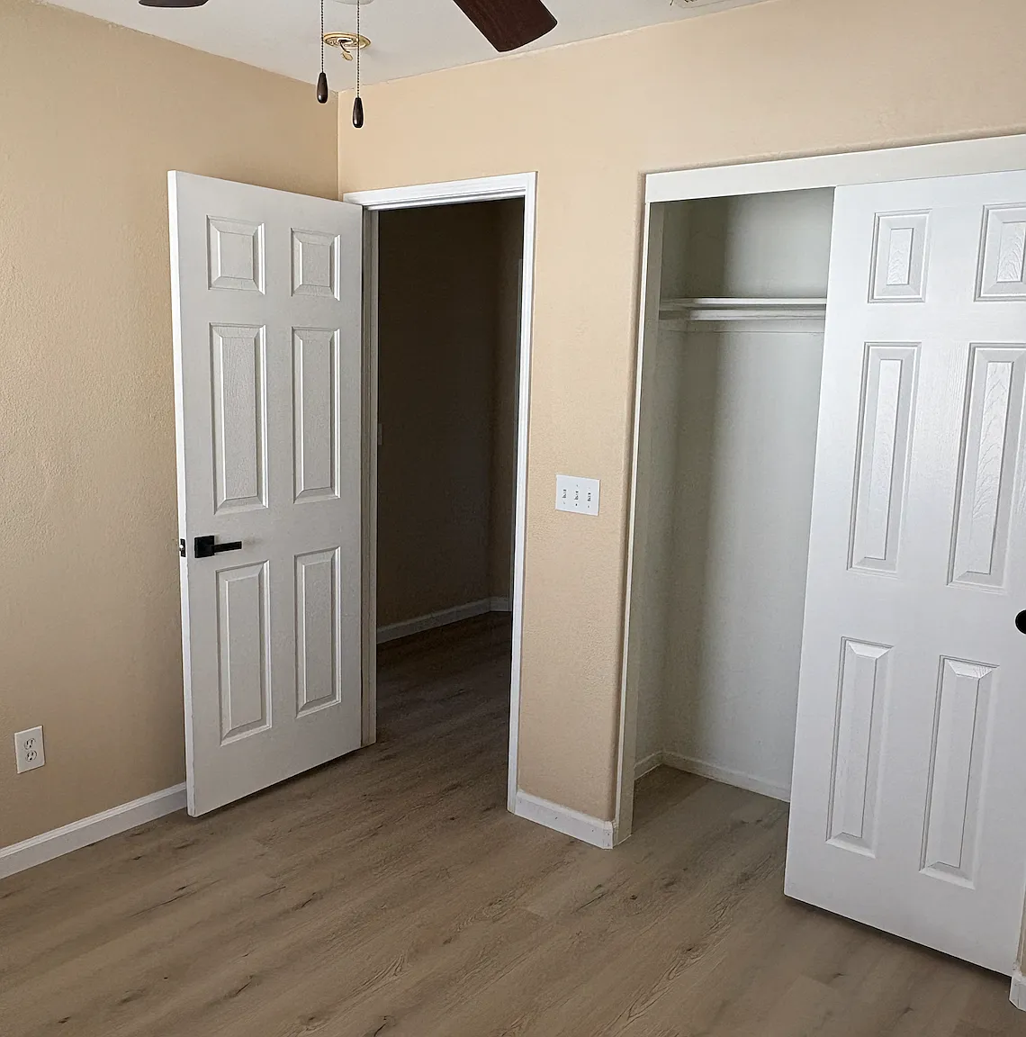 6 bed, 2680 sqft, $3,500 — Photo 3