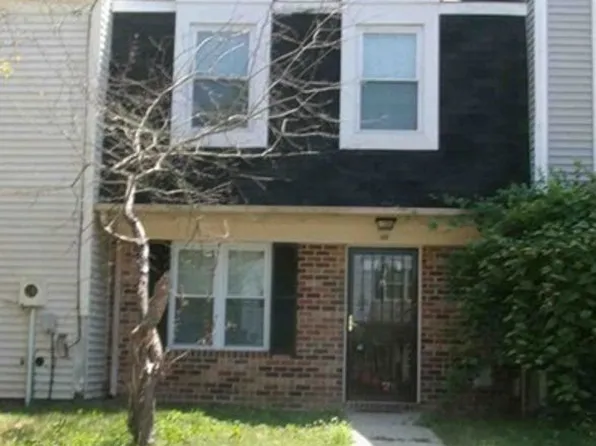 57 Riverside Run Dr, Indian Head, MD 20640