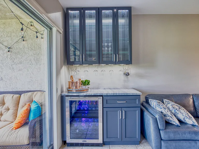 5640 Golf Pointe Dr #1 — Photo 4