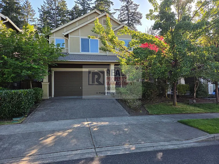 3966 Campus Willows Loop NE — Photo 1
