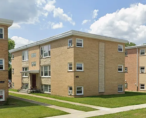 100 N Wolf Rd Photo 1