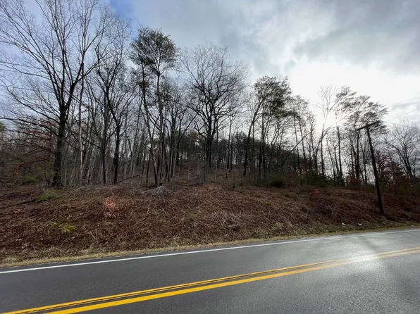 0 Cross Lanes Dr, Nitro, WV 25143