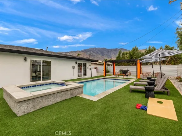 414 W Avenida Cerca, Palm Springs, CA 92262