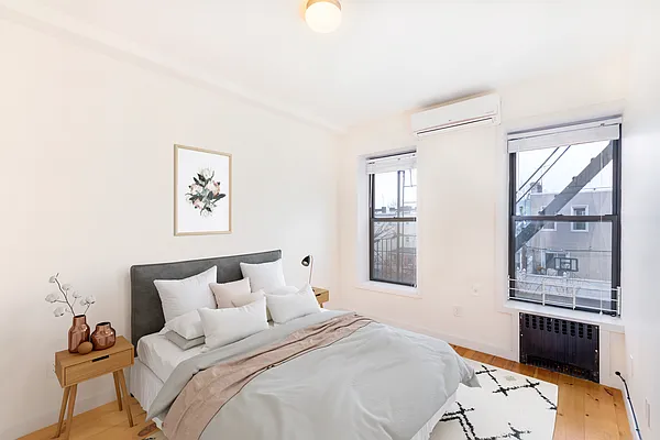 Sold by Compass | media 10