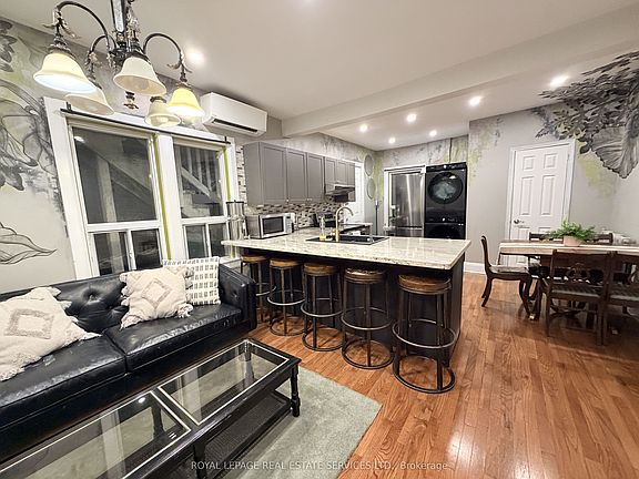 3rd image of 1294 Queen St W #A