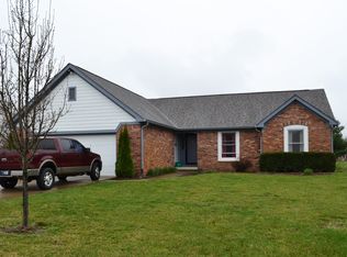 5385 W Granite Ct, New Palestine, IN