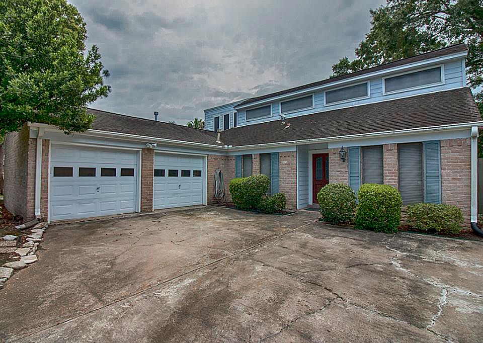 1st image of 16302 Brookvilla Dr