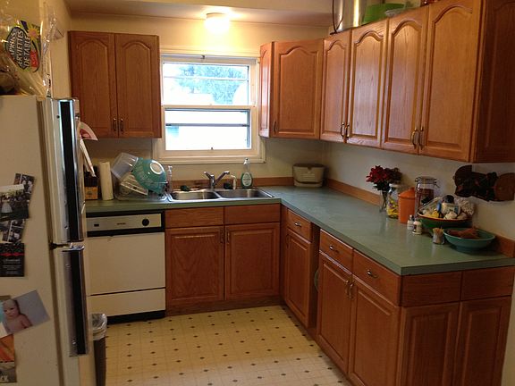 Upstairs kitchen looking E