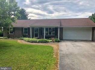 5099 Valley View Rd, Spring Grove, PA 17362