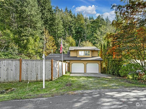 3rd image of 14638 450th Avenue SE