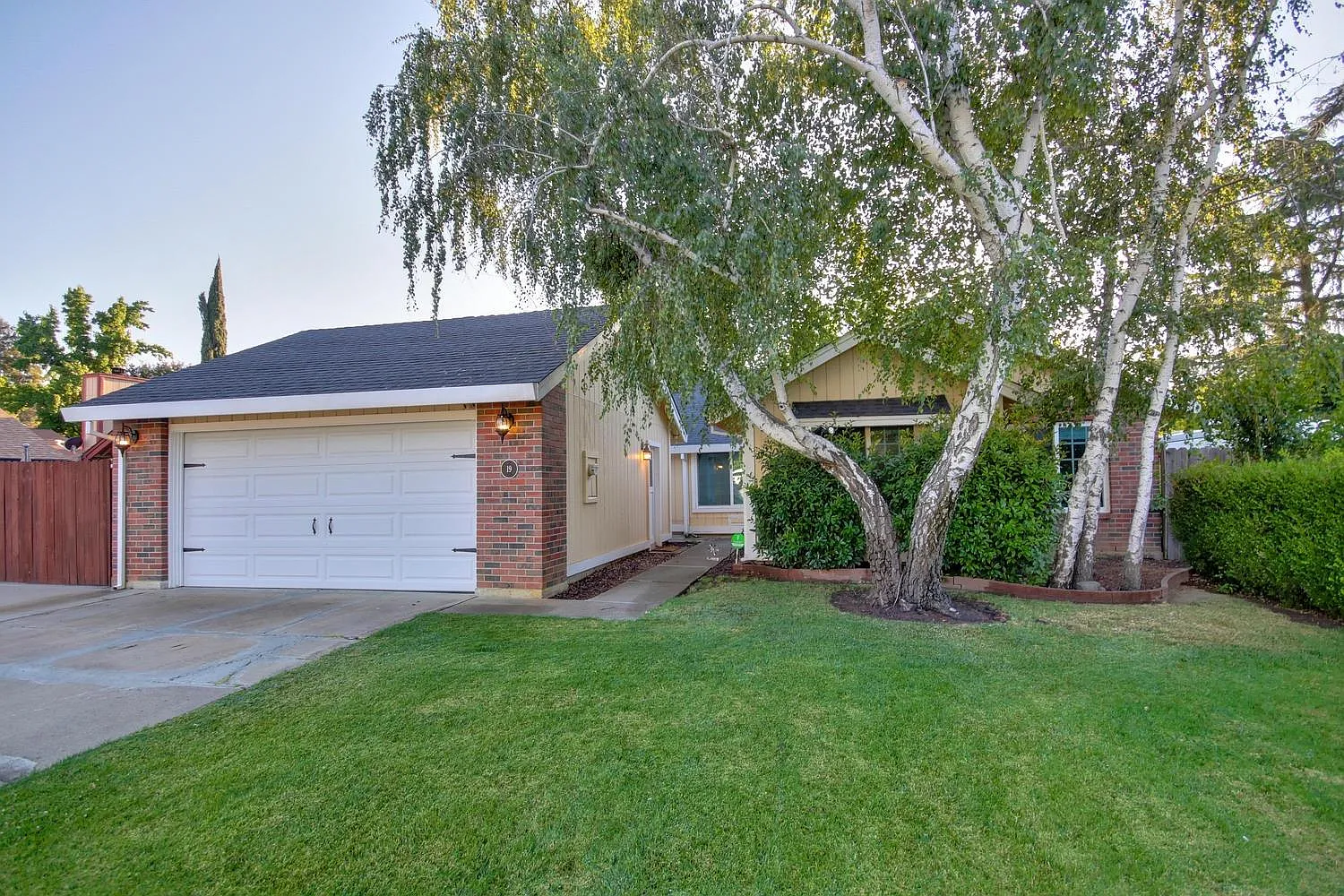 19 Topam Ct photo 1