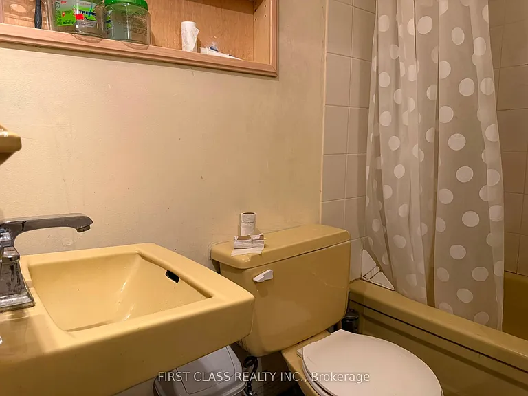 366 Lippincott St #2B — Photo 8