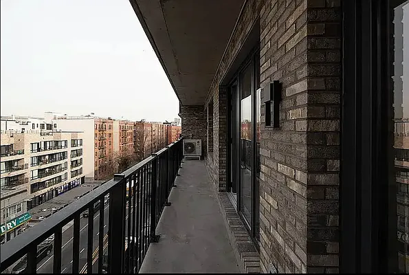 Rented by Highline Residential | media 8