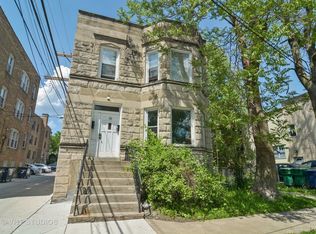 50 Superior St, Oak Park, IL 60302