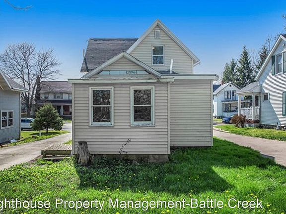 3rd image of 16 Rose St