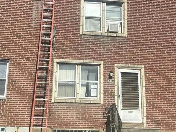 5434 Montague St, Philadelphia, PA 19124