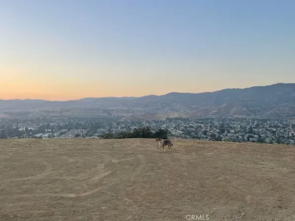 95 Apricot Ln #A, Simi Valley, CA 93063