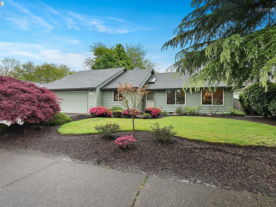 1st image of 1476 NE Stile Dr