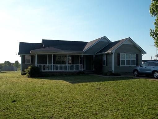 2nd image of 690 Edgefield Dr