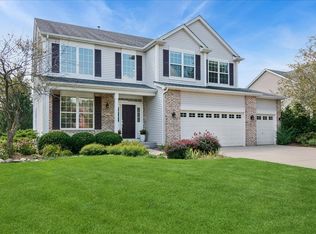 2812 Plante Rd, North Aurora, IL 60542