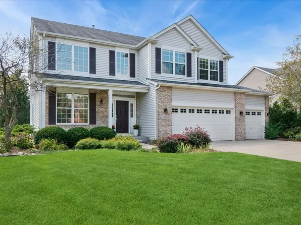 2812 Plante Rd, North Aurora, IL 60542