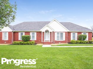 211 Brentmeade Dr, Murfreesboro, TN 37130