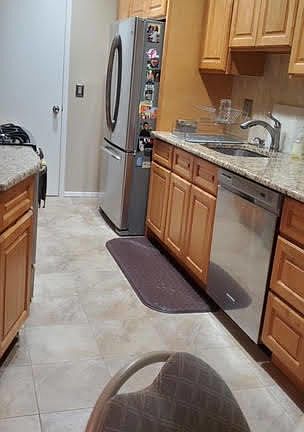 3rd image of 7 Franklin Ln APT E