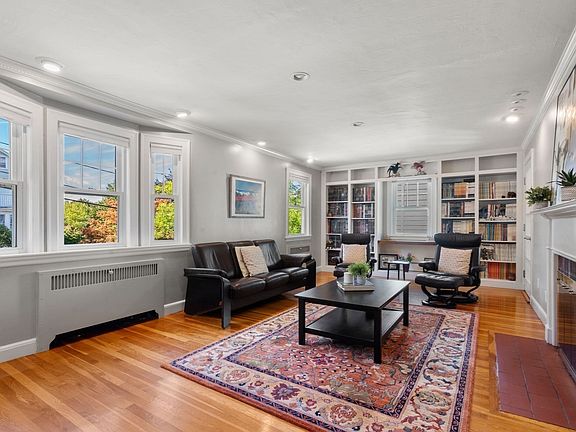 2nd image of 60 Watson Rd