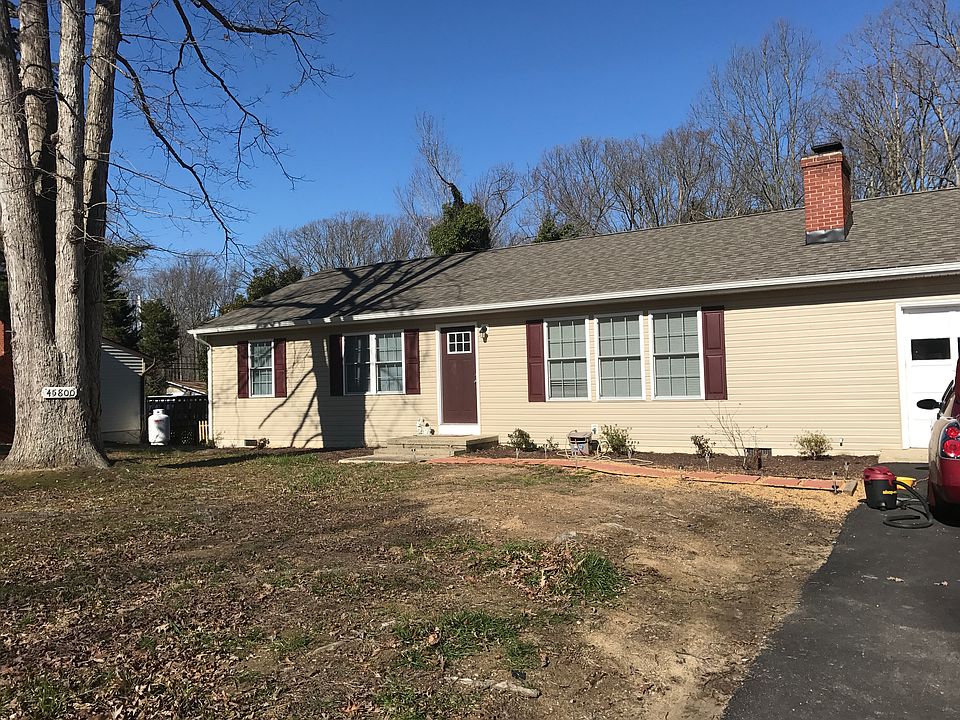1st image of 45800 Dent Dr