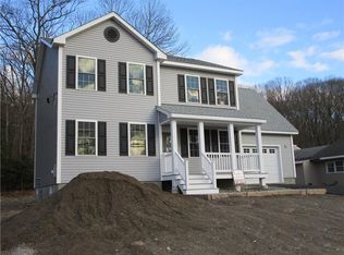 15 Fenwood Ave, Smithfield, RI 02917