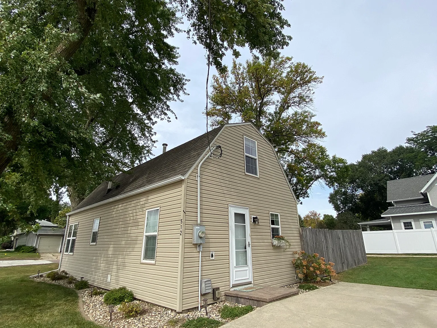 2 bed, 1382 sqft, $1,100 — Photo 3