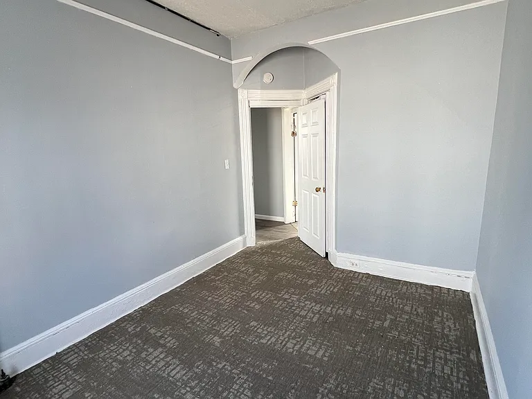 777 E 18th St #2 — Photo 5