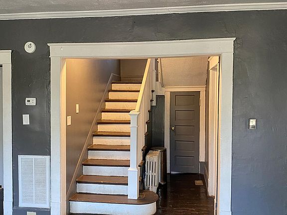 2nd image of 518 Julian St