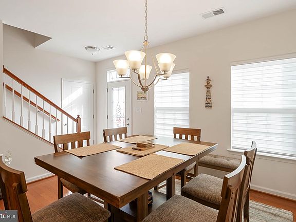 3rd image of 18923 Timbercreek Dr