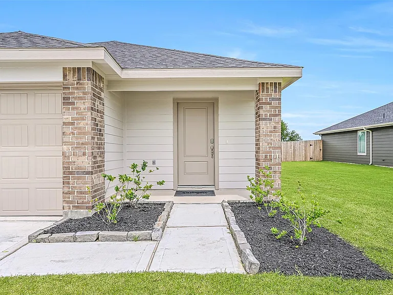 1015 Bluegill Dr — Photo 3