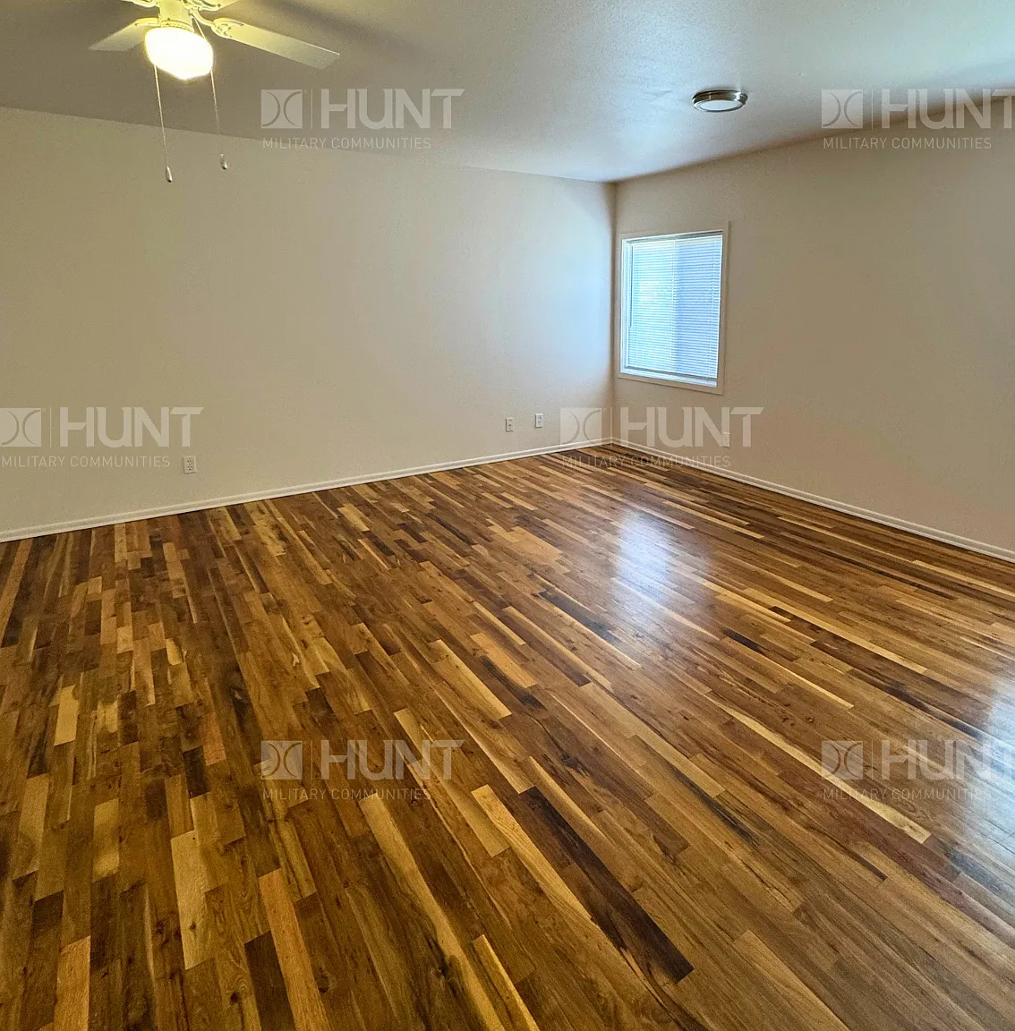 3 bed, 1054 sqft, $2,000 — Photo 1