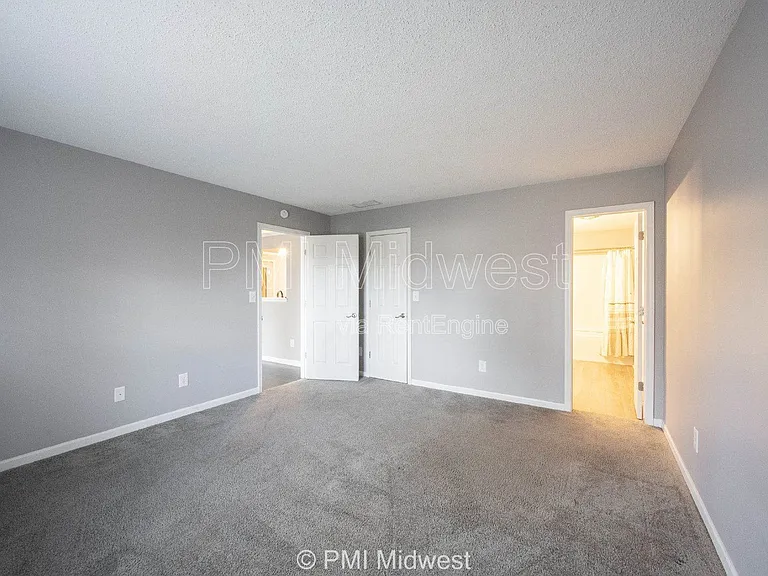 7912 Bitternut Dr — Photo 17