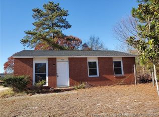 5527 Livingston Dr, Fayetteville, NC 28311