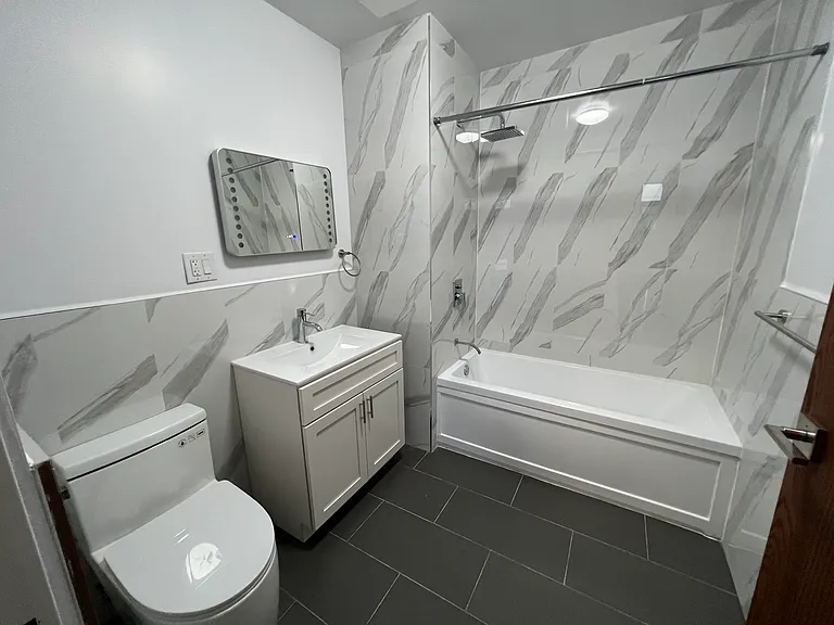 132 Wyckoff Ave #304 — Photo 6