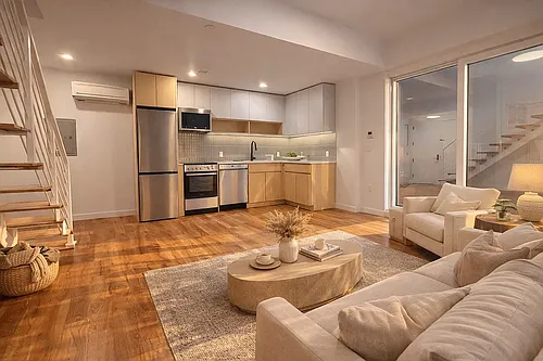 180 Cabrini Blvd Photo 1