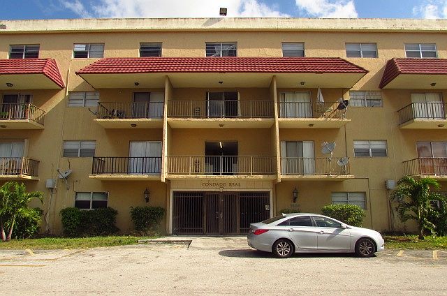 2nd image of 5100 SW 41st St APT 225