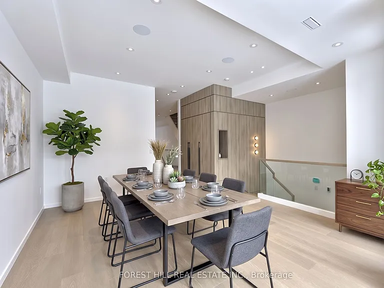 42 Cameron Ave — Photo 4