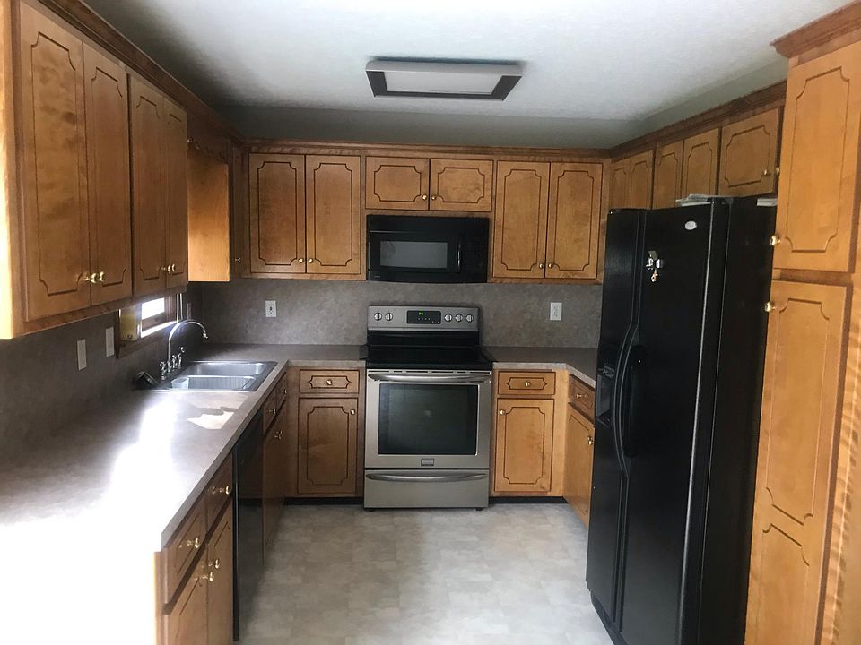 2nd image of 1845 John Dr