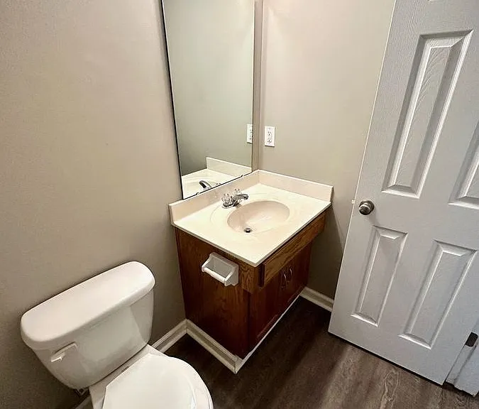 1521 SW Shelby Dr — Photo 5